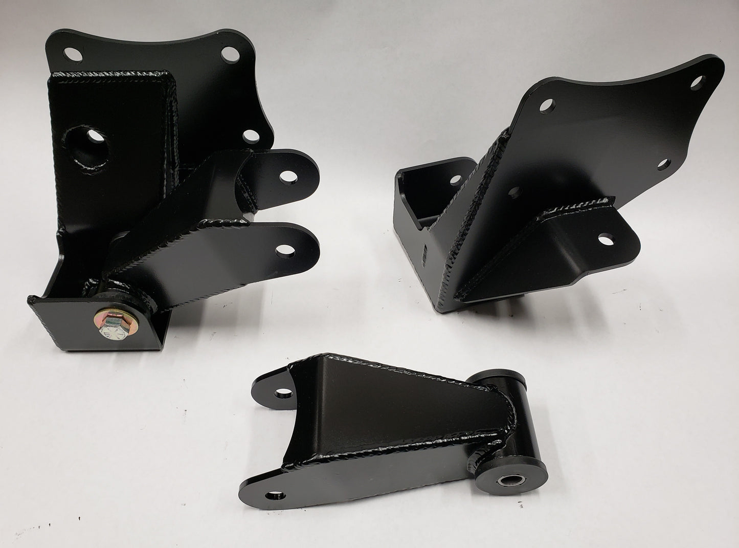 1999-2018 Chevy Shackles and Hangers