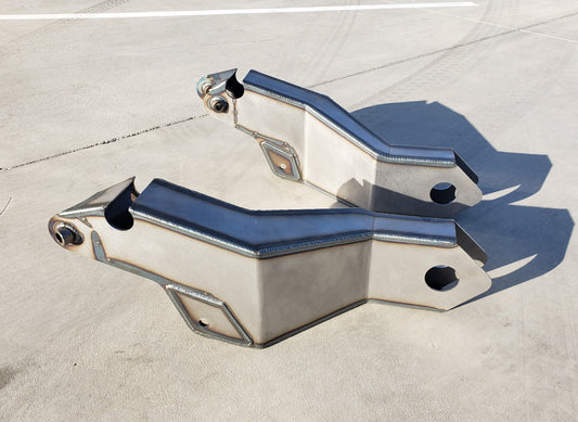99-06 Chevy/GMC 1500 4-Link Pivot Boxes